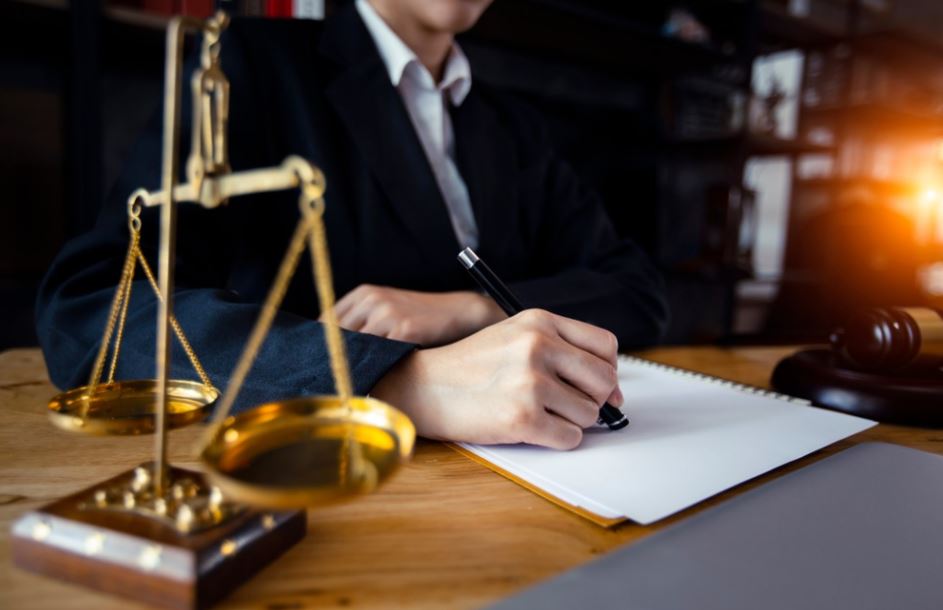 Reasons to Hire a Lawyer for Your Company