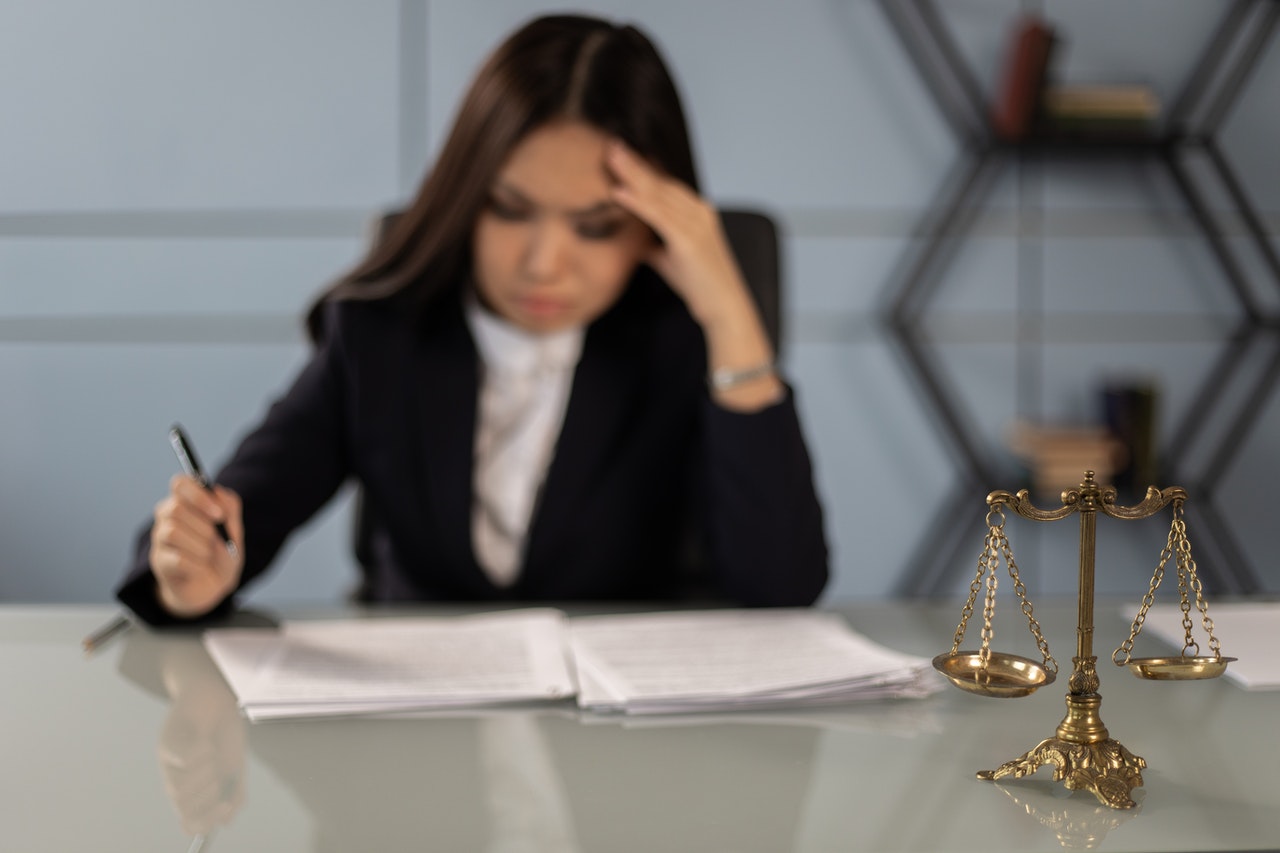 The Advantages of Hiring a Family Lawyer